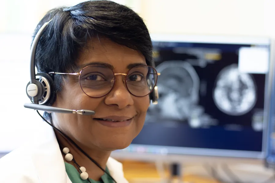 Ruby Mahesparan, avdelingssjef på nevrokirurgisk avdeling på Haukeland universitetssjukehus