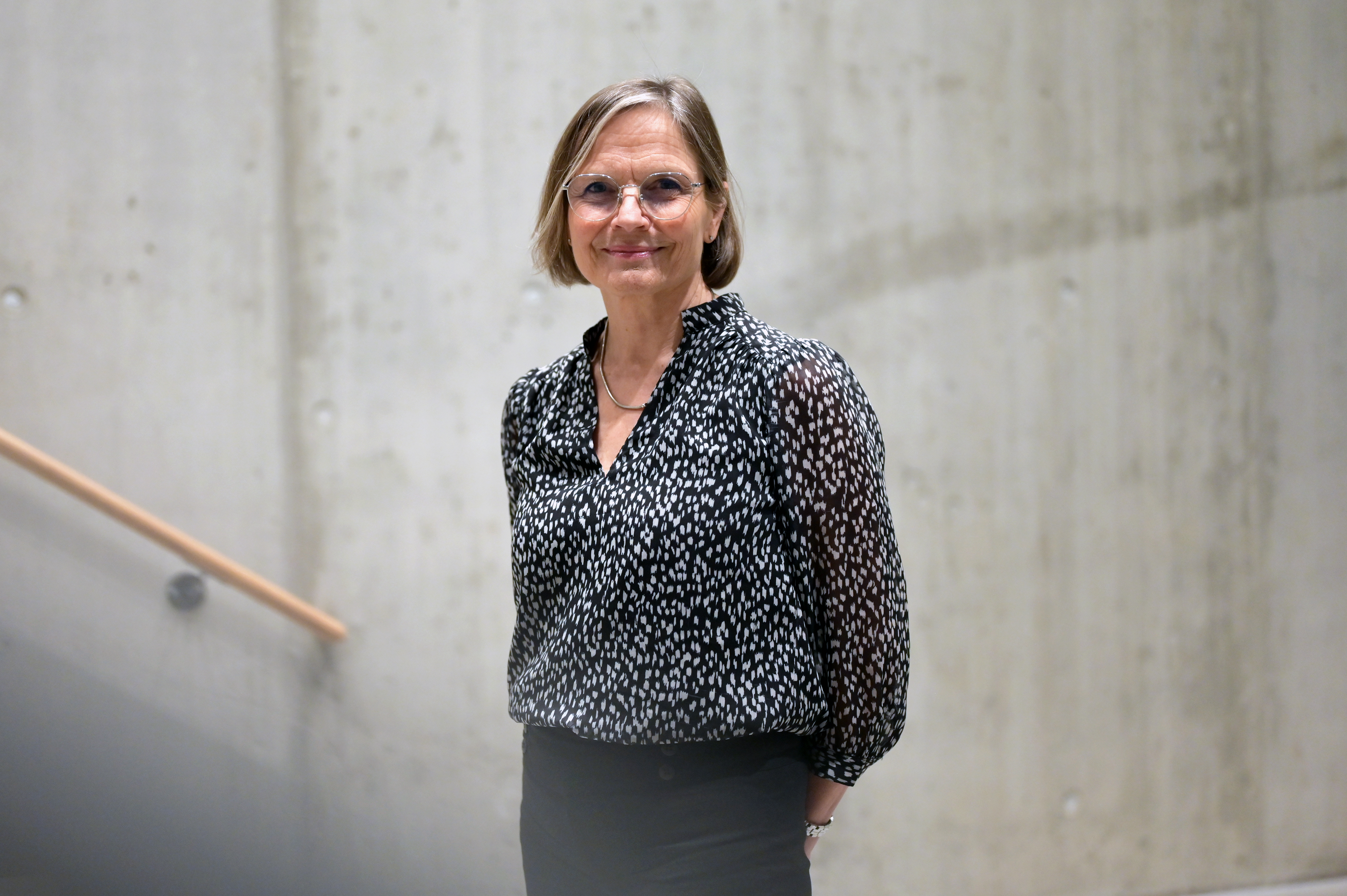 Stående bilde av kvinne